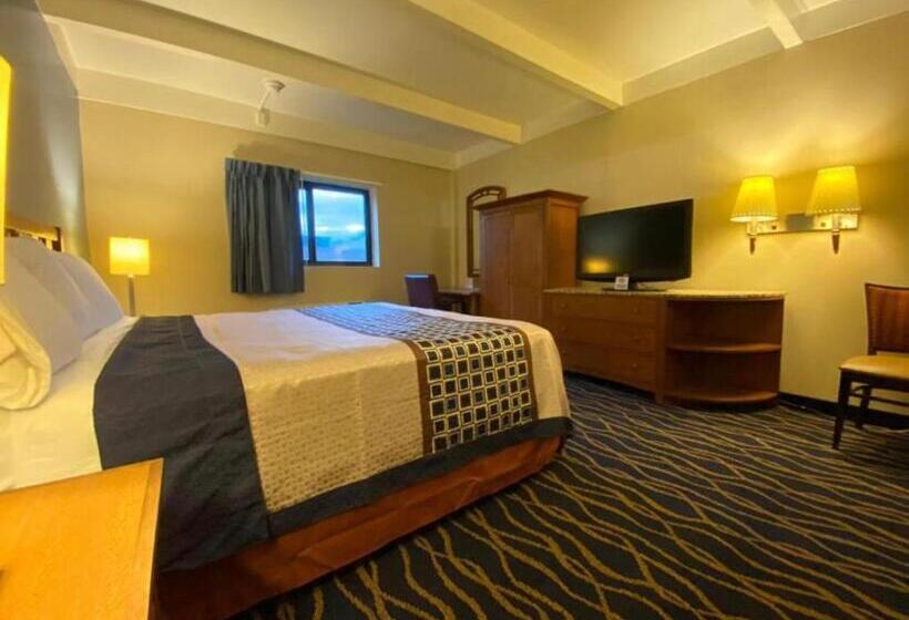 Люкс Кровать Кинг, Economy Inn North Randall