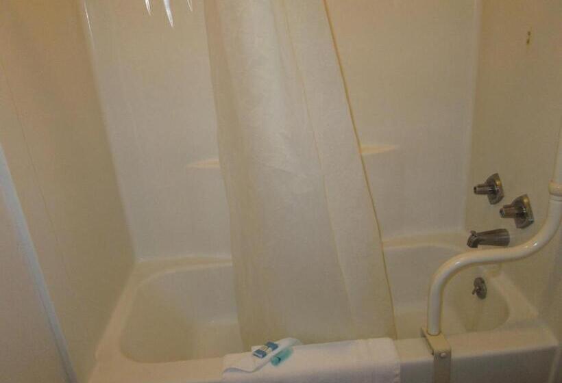 标准间, Jim Butler Inn & Suites