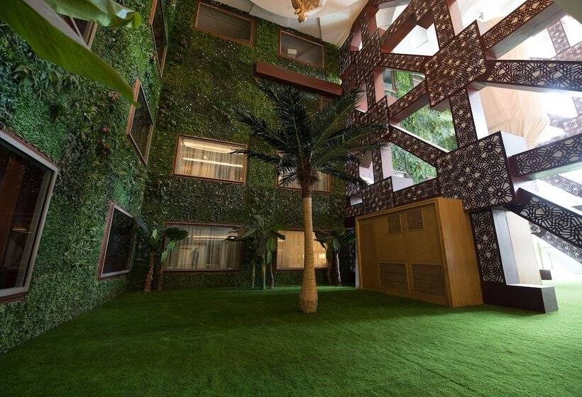 اتاق لوکس یک تخته, Royal Swiss Lahore