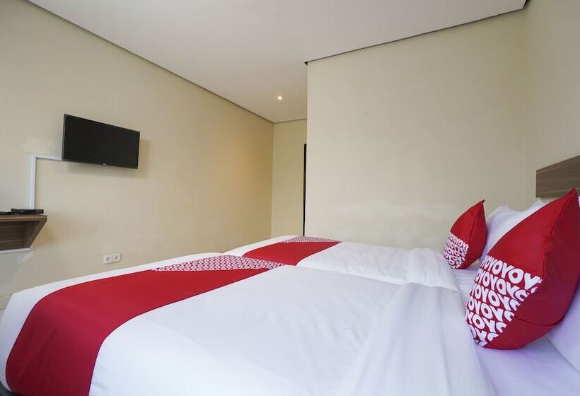 디럭스 룸, China Town Hotel Bali By Oyo Rooms