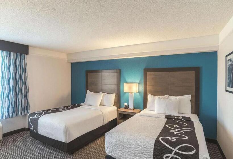 Номер Deluxe, La Quinta By Wyndham Phoenix Chandler