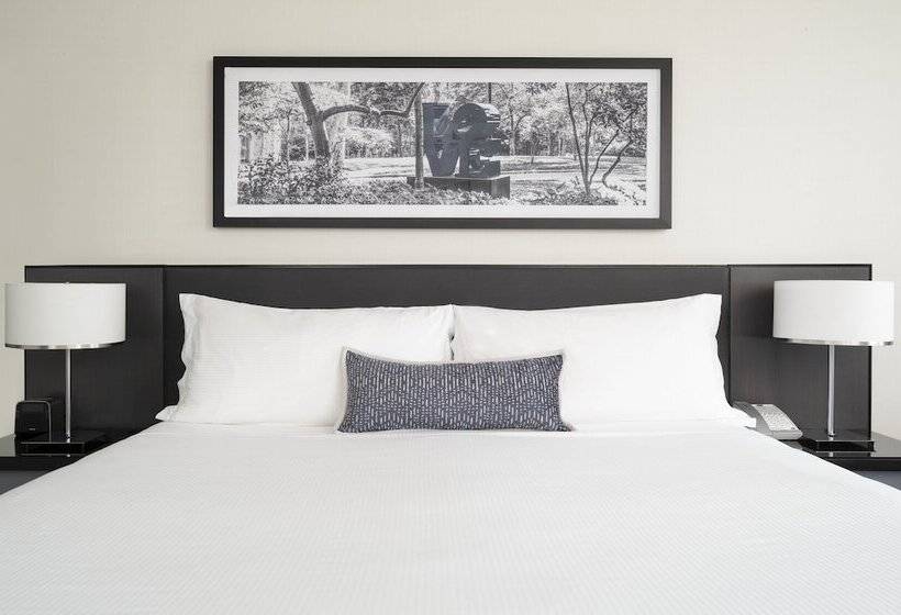 اتاق لوکس, Loews Philadelphia