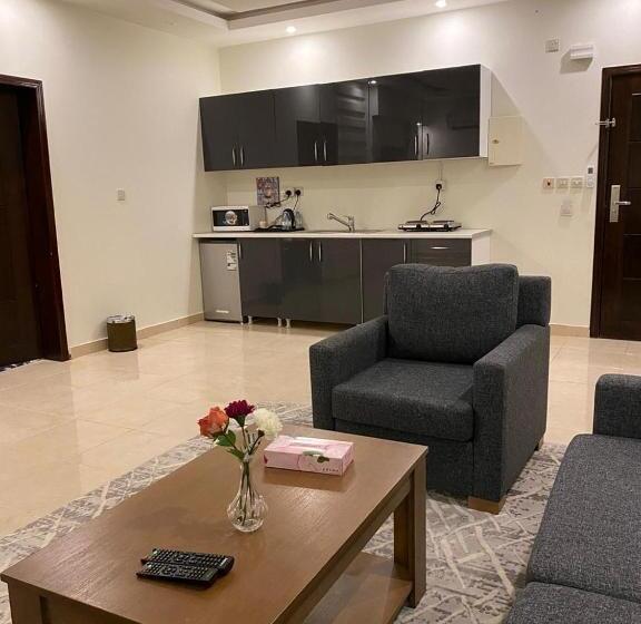 Семейное Студио, Lova Suites