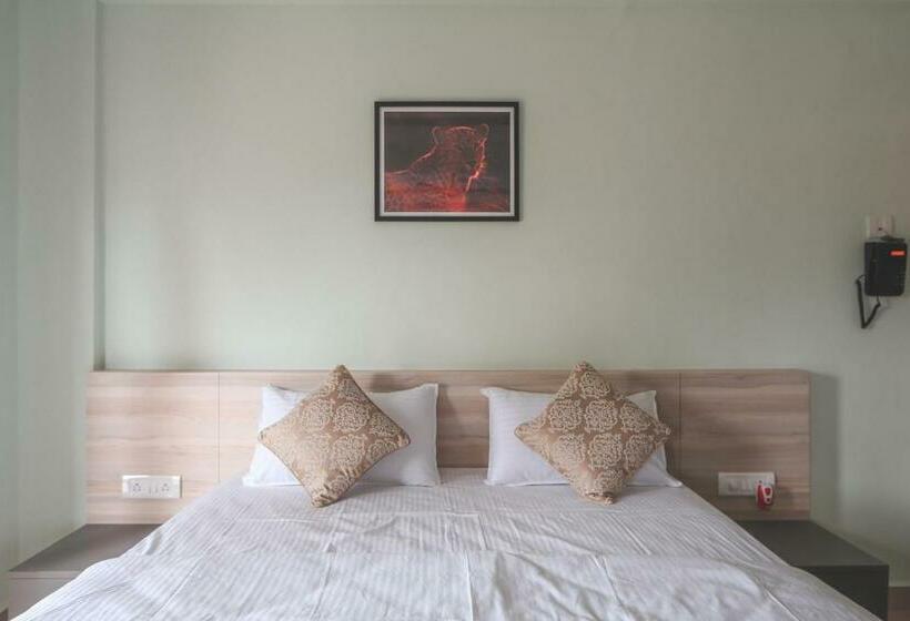 Quarto Deluxe com Sacada, Amber Rooms
