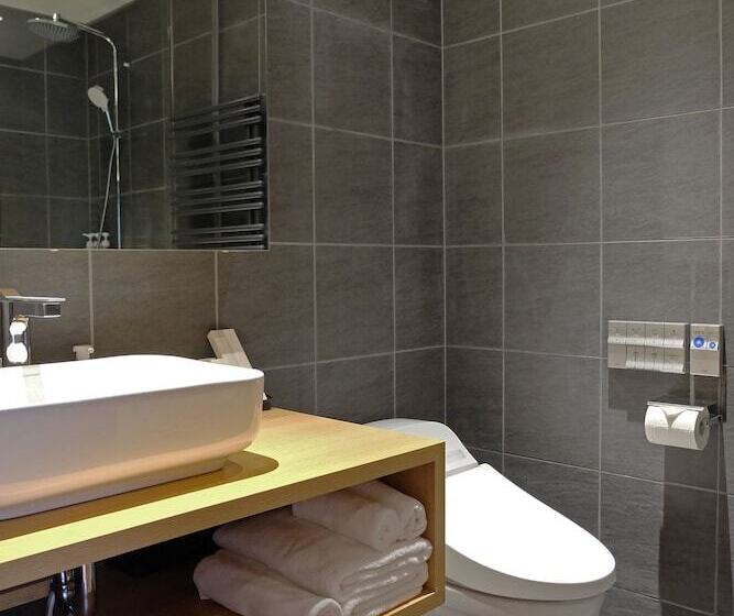 2 Bedroom Premium Apartment, Fenix Furano