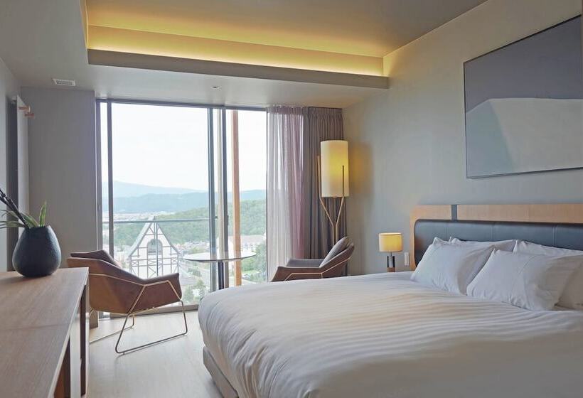 2 Bedroom Premium Apartment, Fenix Furano