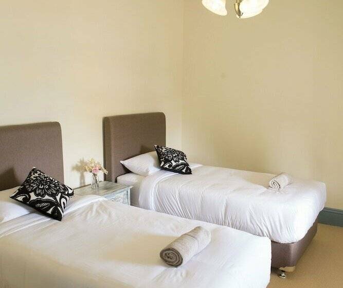 Дом 3 Спальни, Spencer Cottage