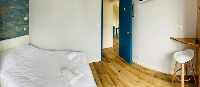 Номер Стандарт, Hôtel De La Plage