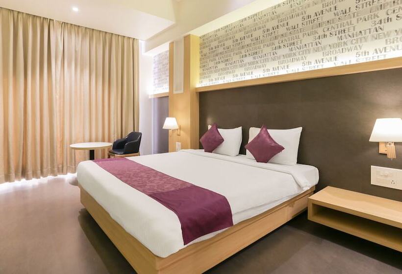 Номер Deluxe, Treebo Select Gopalas Residency