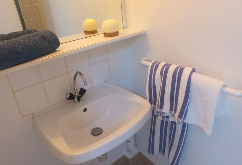 Дом 2 Спальни, Village Vacances Des Grenats
