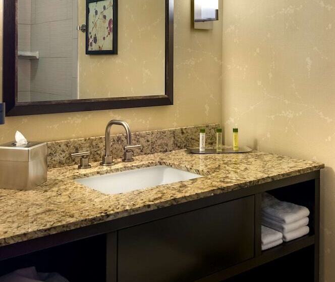 غرفة قياسية سرير كينج, Doubletree By Hilton Hotel Los Angeles Downtown