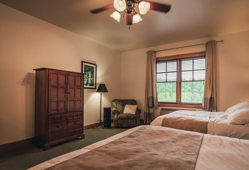 스탠다드 룸 더블 침대 2개, Nantahala Village