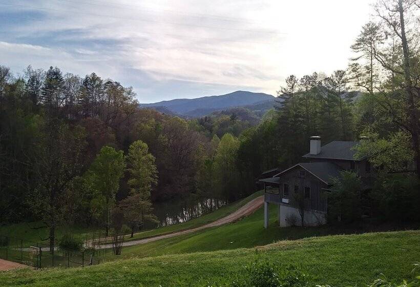 스탠다드 룸 더블 침대 2개, Nantahala Village