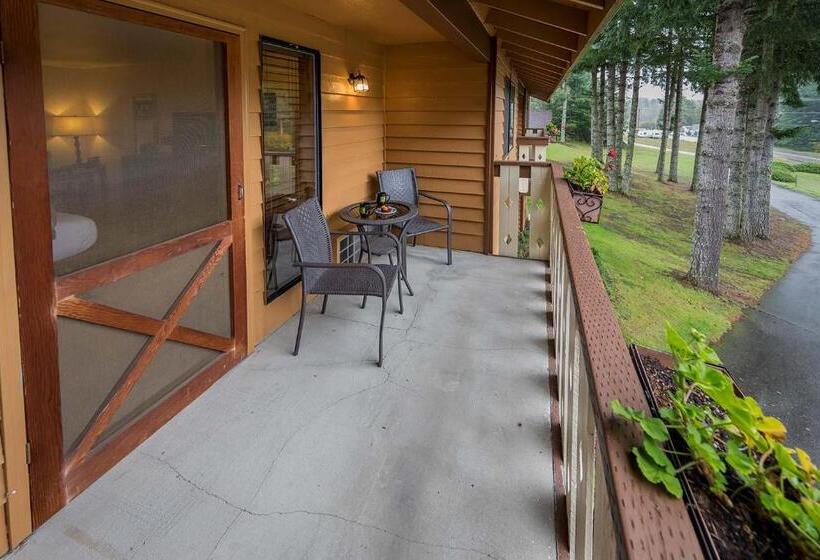 Номер Deluxe Кровать Кинг, Nisqually Lodge