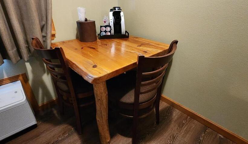 Номер Deluxe Кровать Куин, Nisqually Lodge