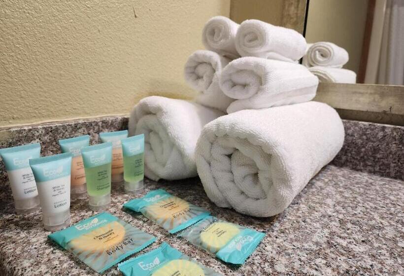 Люкс Deluxe Кровать Кинг, Nisqually Lodge