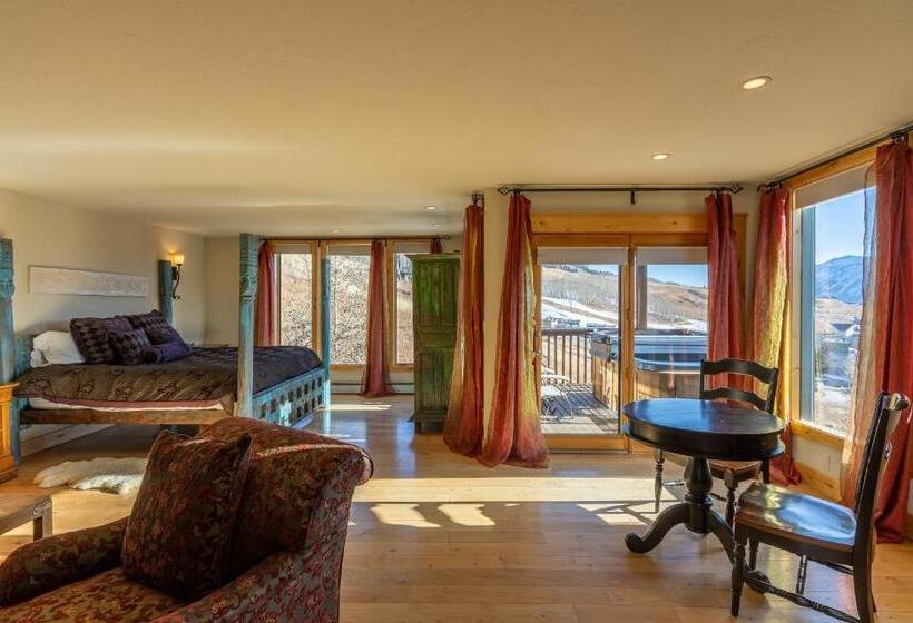 Люкс с Балконом, Nordic Inn