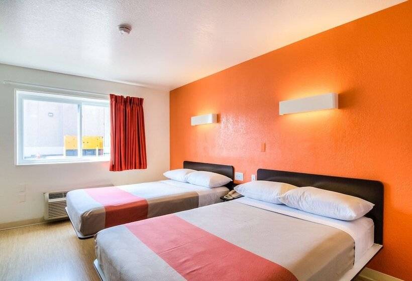 デラックスルーム, Motel 6arlington Heights, Il  Chicago North Central