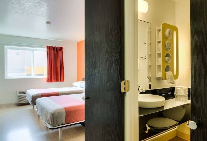 デラックスルーム, Motel 6arlington Heights, Il  Chicago North Central