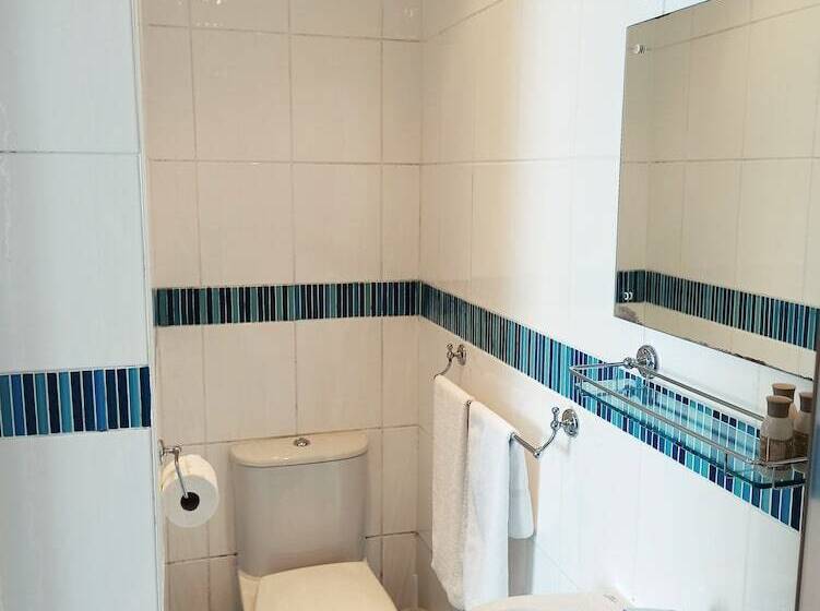 اتاق استاندارد, Crystal Hotel & Savour