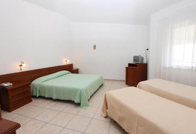 Семейный Номер Superior, Castelvetere
