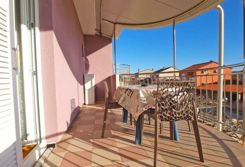 استودیوی استاندارد, Apartment 1265