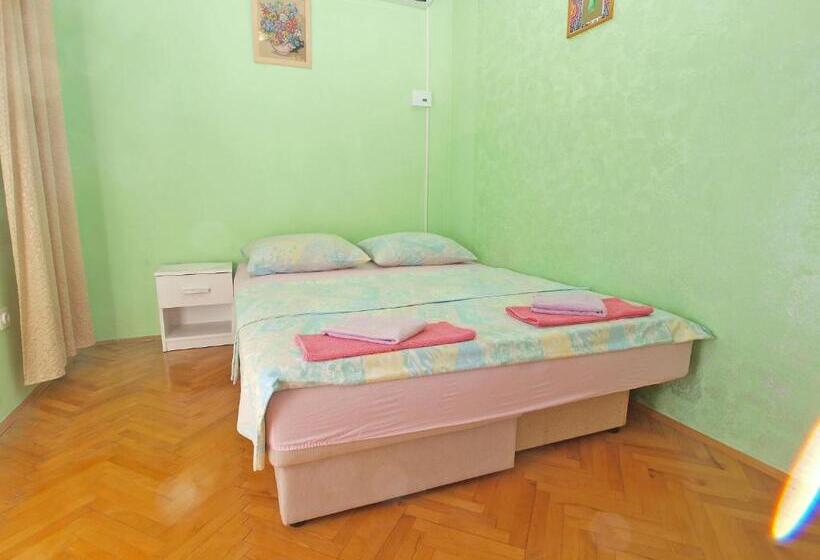 استودیوی استاندارد, Apartment 1265
