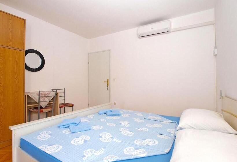 اتاق کلاسیک چهارنفره, Apartment 1265