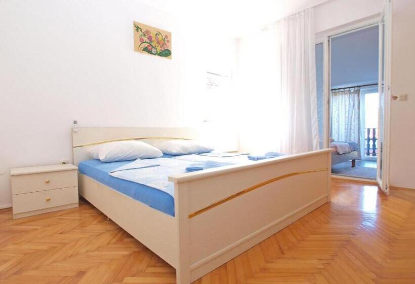 اتاق کلاسیک چهارنفره, Apartment 1265