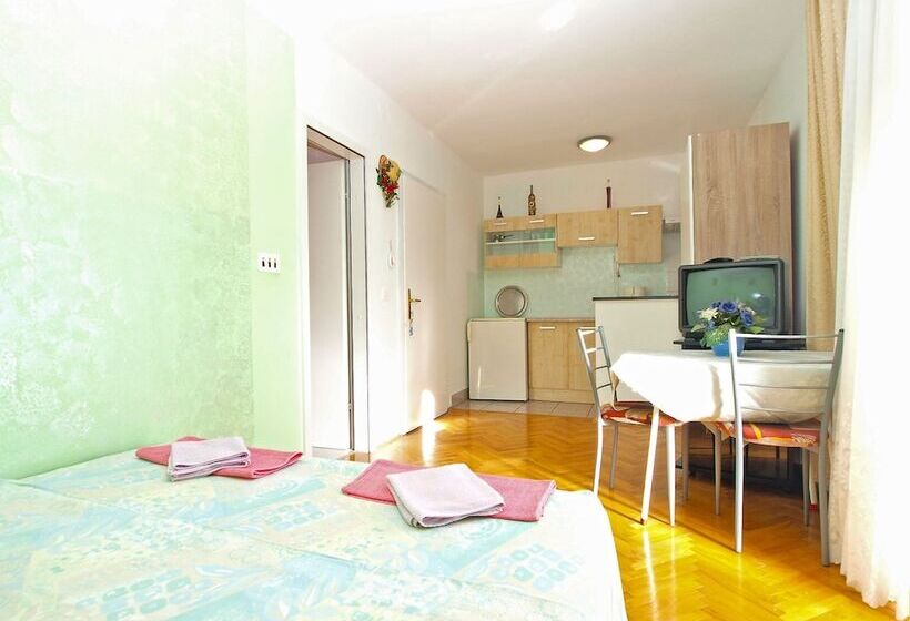 استودیوی استاندارد, Apartment 1265