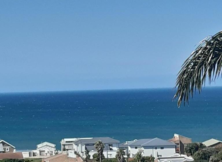 اتاق خانوادگی, Ocean View Guest House