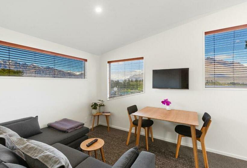 산 전망 스위트, Stay Of Queenstown