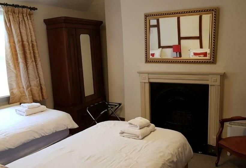غرفة قياسية, The Wheatsheaf Inn