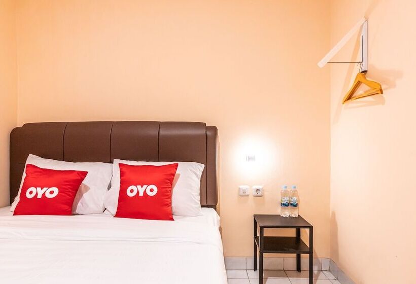 Номер Стандарт, Reddoorz @ Pavilion Residence Cikarang
