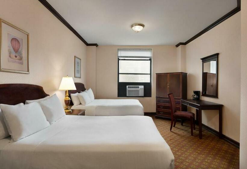 اتاق استاندارد با 2 تخت دوبل, Night Hotel Broadway