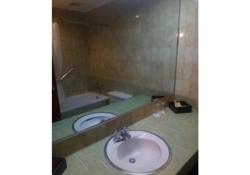 Номер Стандарт, Ramada By Wyndham Windsor Locks