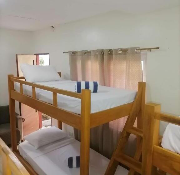 Семейный Номер, Acapulco Resort