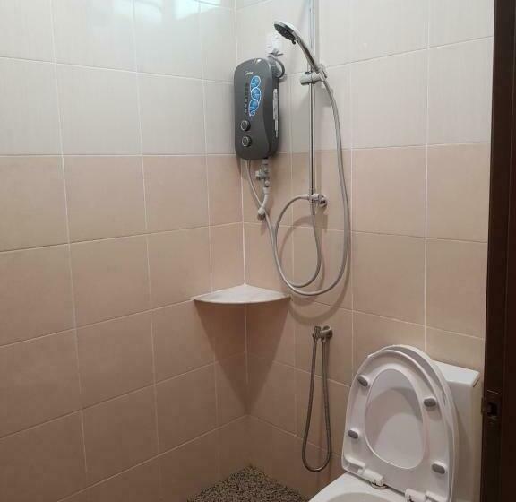 اتاق لوکس با تخت بزرگ, Durian Hill Villa