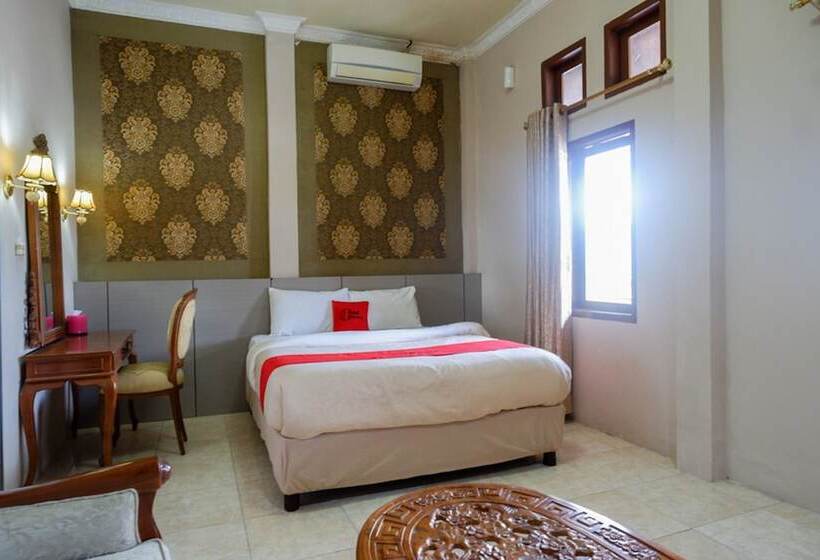 Номер Deluxe, Reddoorz Plus At Hotel Srikandi Kendari