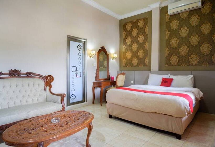 Номер Deluxe, Reddoorz Plus At Hotel Srikandi Kendari