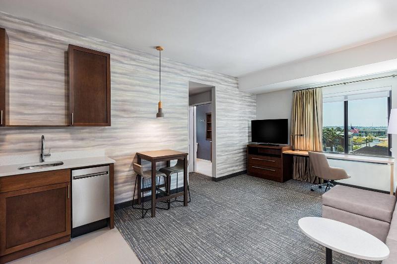 Люкс Кровать Кинг, Residence Inn Riverside Moreno Valley