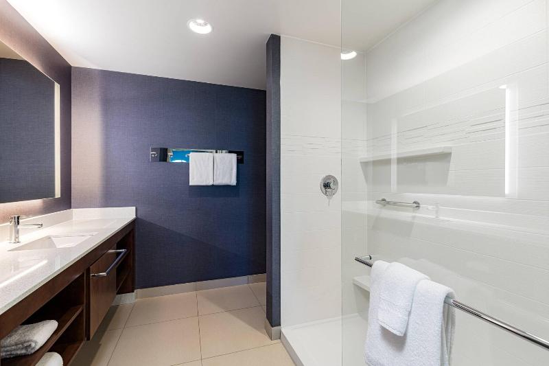 Люкс Кровать Кинг, Residence Inn Riverside Moreno Valley