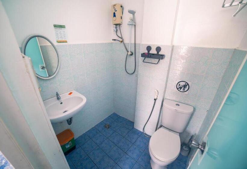 Quarto Economy, Chill Out Hostel