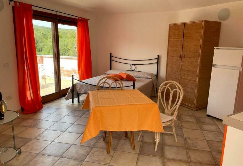 Escritório Estándar, Residenze Il Girasole