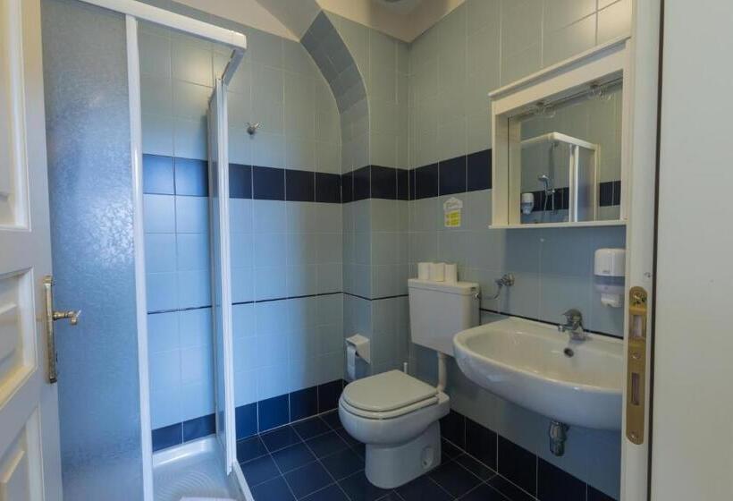 Номер Superior, Guesthouse   Cultural Center Gustav Mahler