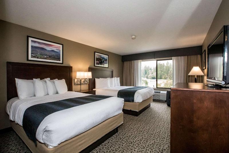 Номер Стандартный Кровать Куин, The Pine Lodge On Whitefish River
