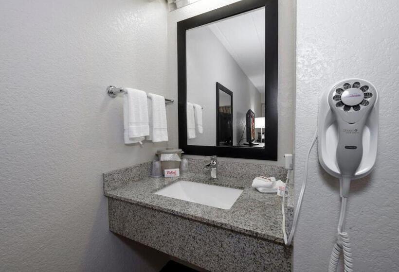 Номер Deluxe, Red Roof Inn Danville, Pa