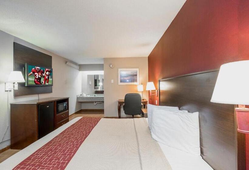 Номер Superior Кровать Кинг, Red Roof Inn Jackson Downtown  Fairgrounds