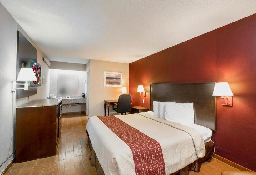 اتاق سوپریور با تخت بزرگ, Red Roof Inn Jackson Downtown  Fairgrounds