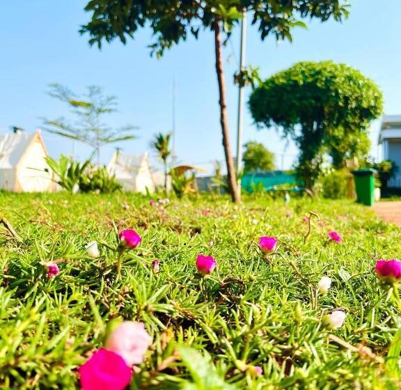 بانگلوی استاندارد, Chomkatae Bungalows